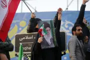 Iran : mort de Khamenei et frappes meurtrières, le Moyen-Orient s'embrase