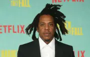 Jay-Z exprime sa colère persistante après l'abandon de la plainte pour viol