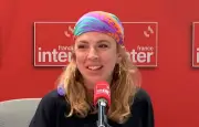 Julie Conti quitte France Inter après une blague controversée sur Sophia Aram