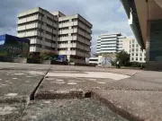 La dalle piétonne de Mériadeck à Bordeaux : un casse-tête juridique et financier