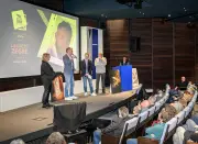 Laurent Zègre récompensé pour son article poignant sur le club de rugby basque Emak Hor