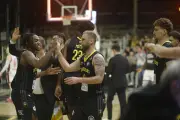 Le Stade Rochelais Basket s'impose avec mérite face à Denain en Élite 2