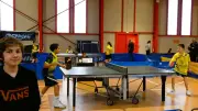 Le Tennis de Table Calvissonnais en Forme : Les Jeunes Brillent en Compétition