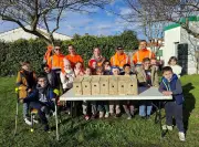 Les enfants de La Brée-les-Bains découvrent le jardinage avec les espaces verts communaux
