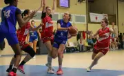 Les Espoirs de Basket Landes manquent l'occasion de prendre la tête en NF2 après une défaite à Smash Vendée