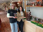 Les Gourmandises de Lucco soutient à nouveau Les P'tits Doudous avec des chocolats solidaires