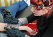 Les Mains d’or : la 6e convention du tatouage débarque à Mont-de-Marsan ce week-end