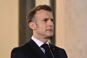 Macron appelle Netanyahou à préserver l'intégrité du Liban et évite une offensive terrestre