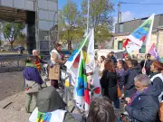 Manifestation contre les fermetures de classes à Bordeaux avant une réunion décisive