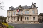 Menaces en ligne contre la maire de Creil : une vidéo glaçante et une plainte déposée