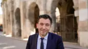 Municipales 2026 à Nîmes : Julien Sanchez défend son attachement à la ville face aux critiques