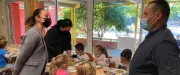 Nîmes : le chef des cantines scolaire vérifie en personne la qualité des repas végétariens