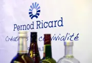 Pernod Ricard et Brown-Forman envisagent une fusion stratégique face au ralentissement mondial des spiritueux