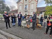 Pujols honore son ancien maire André Garrigues en baptisant la place de la mairie