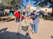 Razac-sur-l'Isle célèbre son marché de printemps avec sobronade et chants occitans