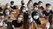 Rentrée étudiante post-Covid : entre espoir de normalité et précarité persistante
