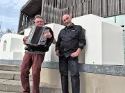 Star d'un soir clôture les fêtes d'Anglet avec un spectacle de variétés populaire