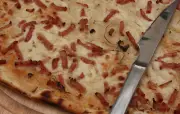 Strasbourg bat le record mondial de la plus longue tarte flambée pour un anniversaire
