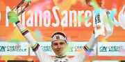 Tadej Pogacar remporte Milan-San Remo, détrônant Van der Poel dans une démonstration de force
