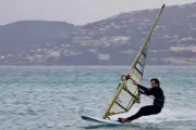 Théo Di Lello, jeune véliplanchiste de Six-Fours, vise le professionnalisme