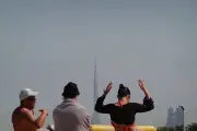 Touristes français bloqués à Dubaï après la riposte iranienne dans le Golfe