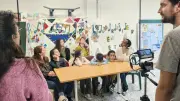 Un clip musical créé par familles au centre social Passerelles sur Cèze à Bagnols