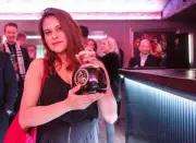 Un verre de cognac vendu 11 400 euros à Londres : l'histoire derrière le record