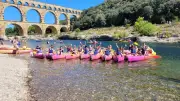 Une fin d'été en canoë sous le Pont du Gard pour les ados de Cruviers-Lascours