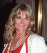 Valérie Perrine, de show-girl à icône du cinéma des années 1970, s'éteint à 82 ans