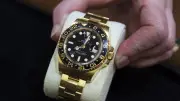 Vente de Rolex en ligne : un Belge escroqué de 11 000 euros après une transaction frauduleuse