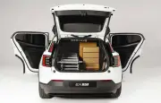 Volvo EX30 Cargo : l'utilitaire électrique qui défie les sportives avec 428 chevaux