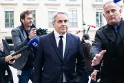 Xavier Bertrand refuse tout dîner avec l'extrême droite, une ligne de démarcation ferme