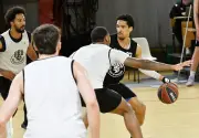 Zeke Moore s'épanouit au Boulazac Basket Dordogne après un début prometteur