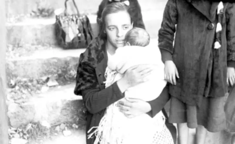 1961 : Retrouvailles émouvantes d'un enfant basque exilé en URSS après 24 ans de séparation