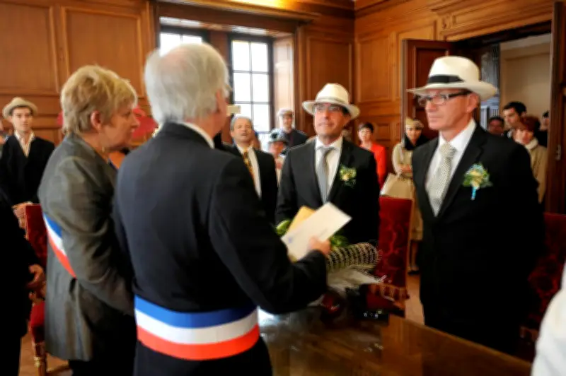 23 avril 2013 : l'Assemblée nationale adopte le mariage pour tous en France