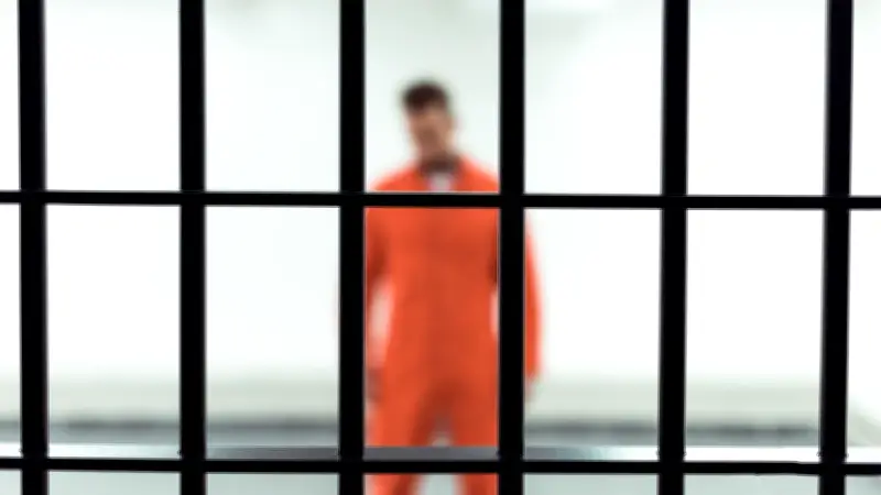 27 ans de prison pour rien : un homme innocenté après la révélation de la mort naturelle d'un bébé