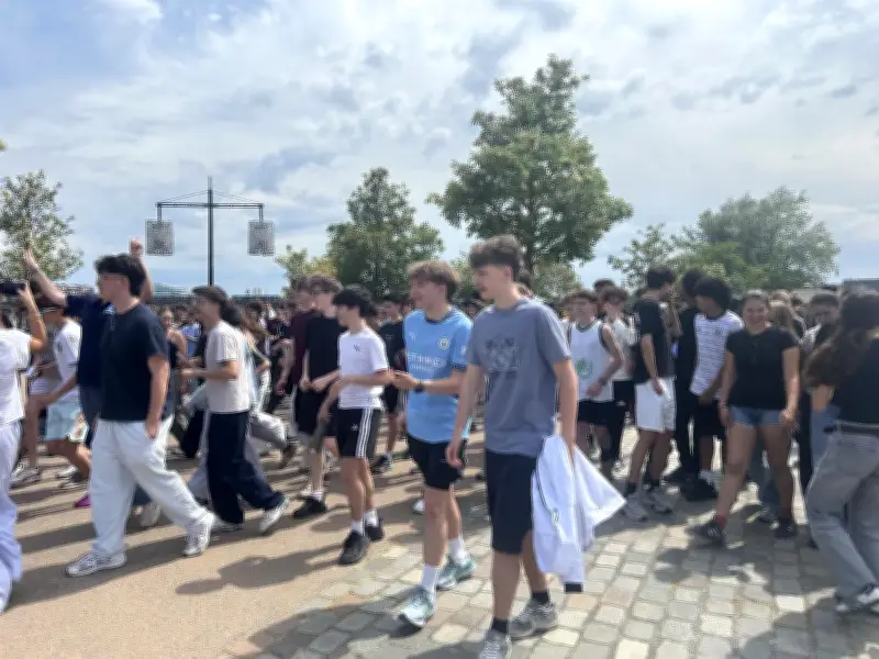 400 élèves mobilisés pour la marche parrainée du lycée Gustave-Eiffel
