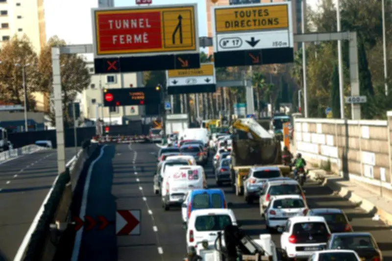 A50 : deux accidents paralysent le tunnel de Toulon, trafic perturbé