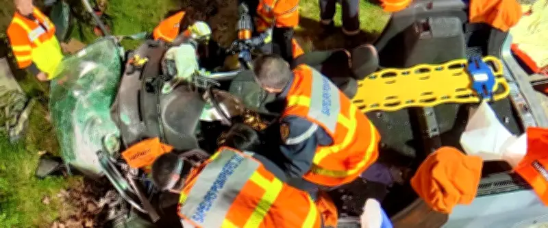 Accident grave dans le Gard : un jeune grièvement blessé après une sortie de route