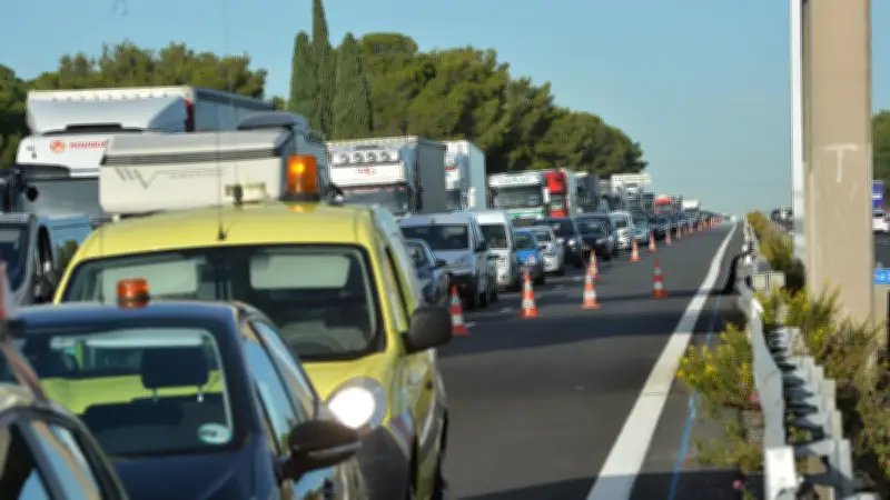 Accident sur l'A9 près de Montpellier : deux enfants hospitalisés, 5 km de bouchons
