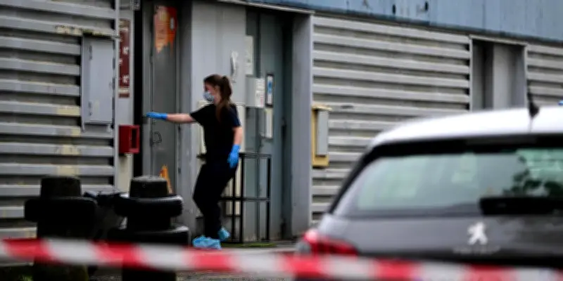 Adolescent tué par balle au nord de Lyon : cinq interpellations, dont un adulte pour détention d'arme