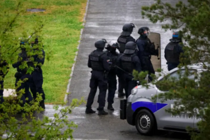 Affrontements entre supporters à Bordeaux : les forces de l'ordre interviennent au stade Atlantique