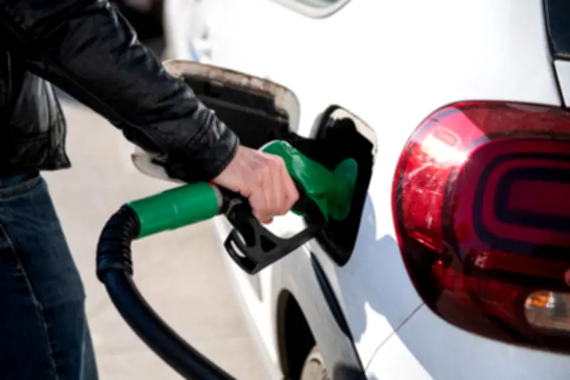 Aides carburants : le gouvernement dévoile des mesures d'économies pour compenser l'impact de la guerre