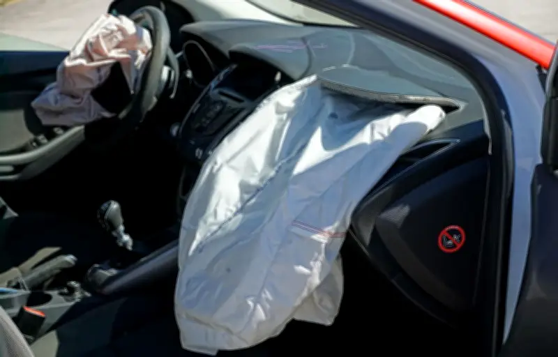 Airbags dangereux : les États-Unis interdisent des pièces DTN après des accidents mortels