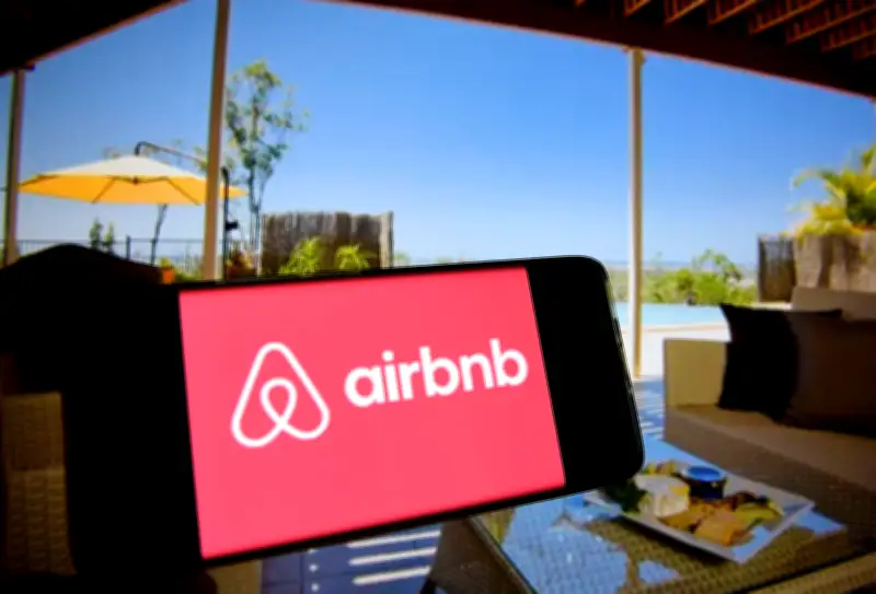 Airbnb révèle le portrait des hôtes français : une France moyenne qui s'adapte