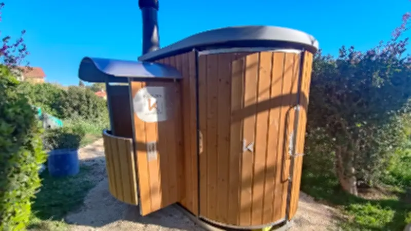 Aire de la Garrigue : des toilettes écologiques et innovantes