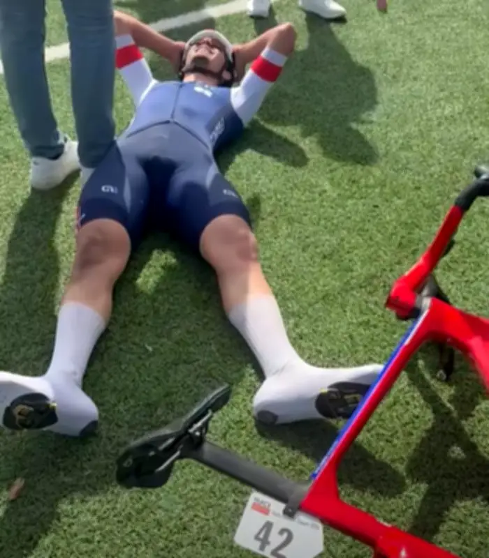 Alban Picard du CC Marmande monte sur le podium de l'Enfer du Nord juniors