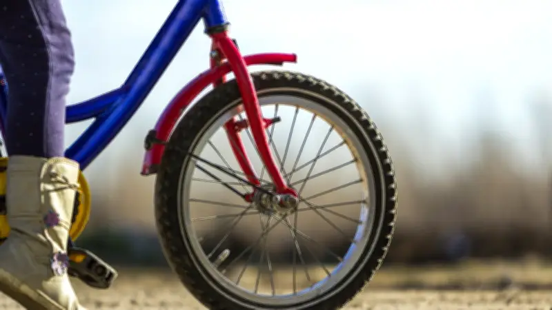 Allemagne : une fillette de 10 ans percutée par un train à vélo