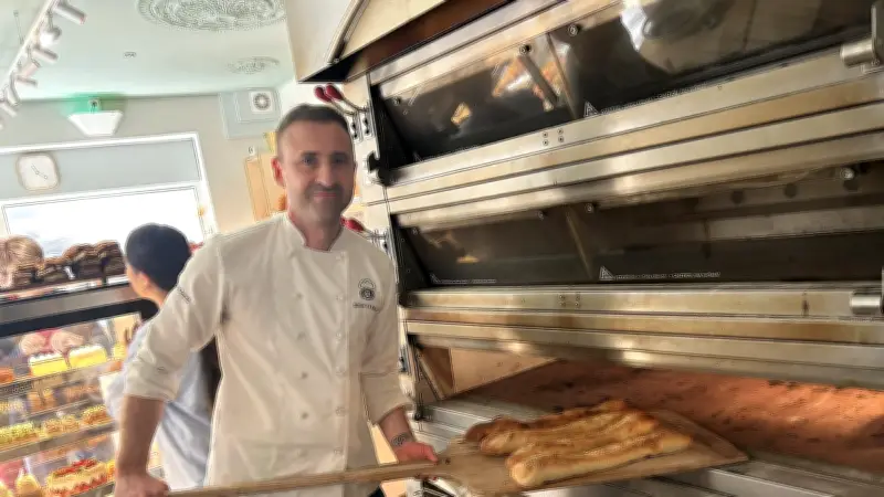 Alès : le boulanger Simon de Bargas rayonne aux halles et sur M6