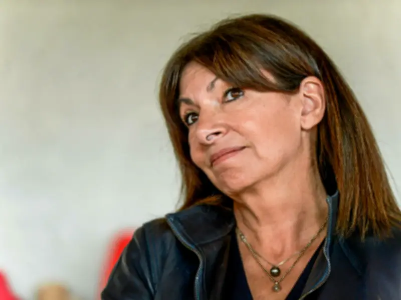 Anne Hidalgo distinguée parmi les urbanistes mondiaux malgré critiques et dette parisienne